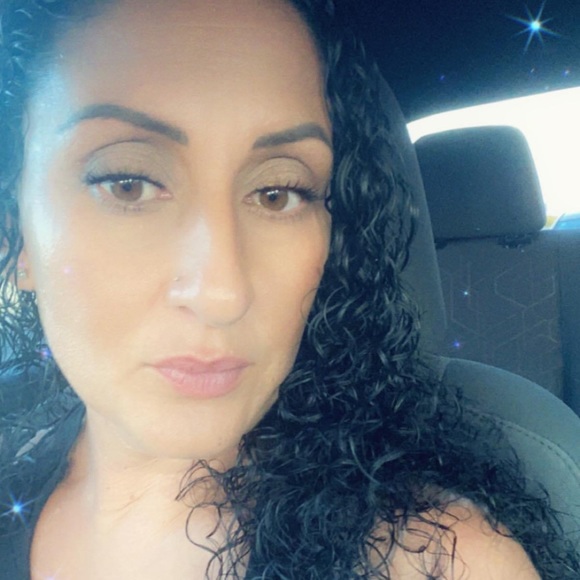 Poshmark profile picture for @fester
